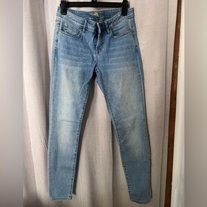 Tommy Bahama skinny jean. Size 29x31